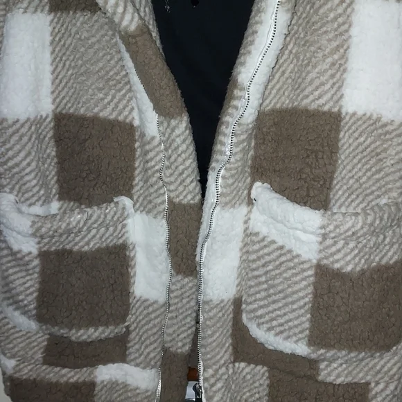 Teddy bear Buffalo plaid Super plush jacket. - Picture 8 of 8